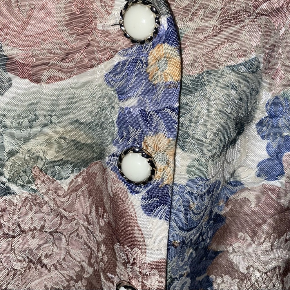 Vintage More Jazz flowered button up top.  SZ 22W - Picture 3 of 7